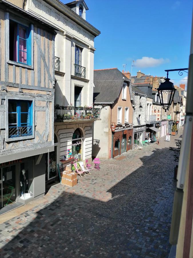 Spacieux T3 Lumineux Dans Quartier Historique Avec Wifi Редон Экстерьер фото