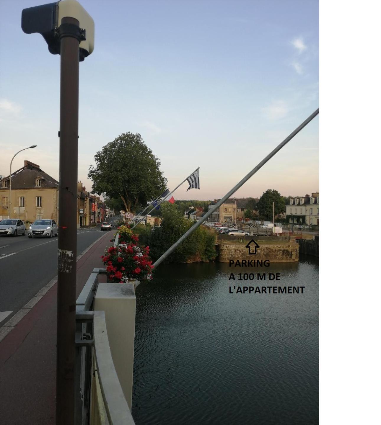 Spacieux T3 Lumineux Dans Quartier Historique Avec Wifi Редон Экстерьер фото